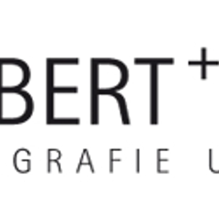 Stephanie Ebbert