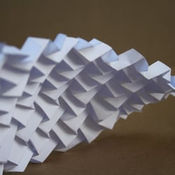Cardboard: Bewegliche Struktur