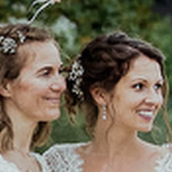 Frauenhochzeit Hamburg – Hochzeitsreportage von Hochzeitsfotografin Dorina Köbele-Milas