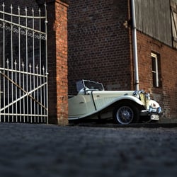 MG