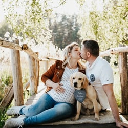 Babybauchshooting mit Hund