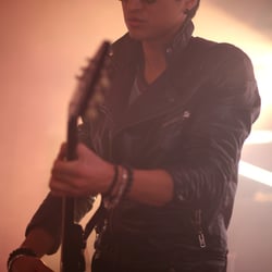 Fotografie/Band ll dreht Video