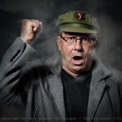 Selbstportrait Charakterportrait als Revolutionär
