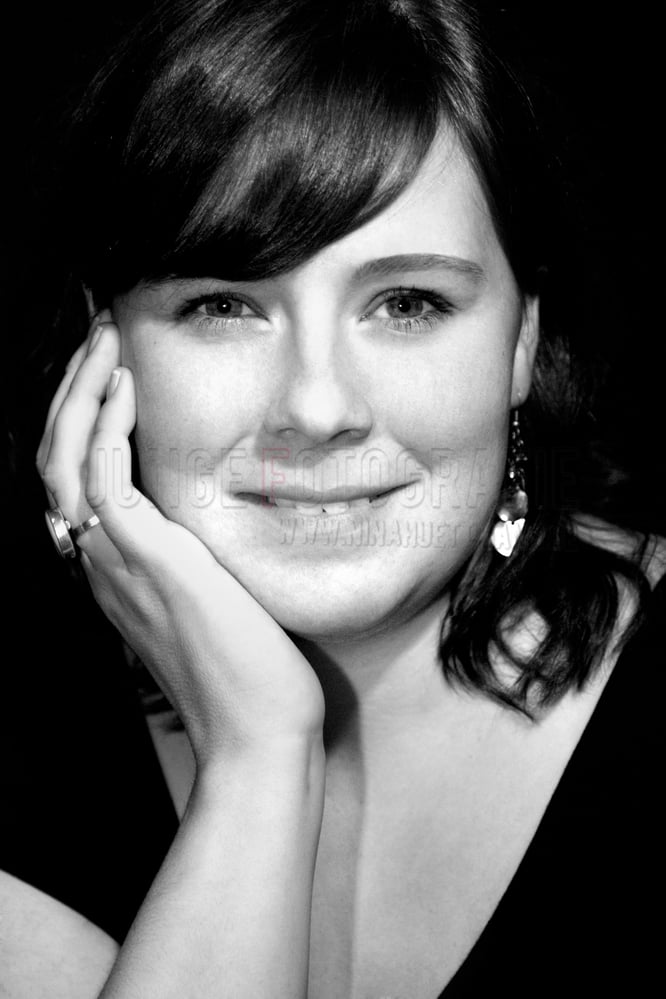 ©  2009 by Nina Hüttmann