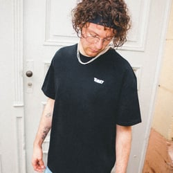 Merch Design für Artists – Thary