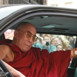 Der Dalai Lama in Nürnberg – Ankunft am Nürnberger Rathaus 2