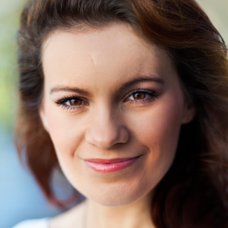 Julia Helmer