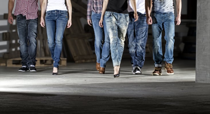 Commercial-Shooting-for-YEANS-HALLE-a24917390