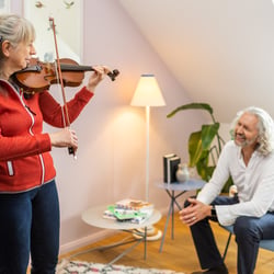 MED-EL Hörgeräte Kampagne