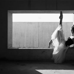 reposing | Model: Oksana | Photographer: Andreas Bübl