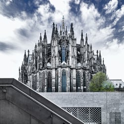 Dom Hinten