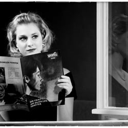 Theresa Glanzberg in „Black Window“ – featured by Vogue