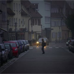 früh morgens
