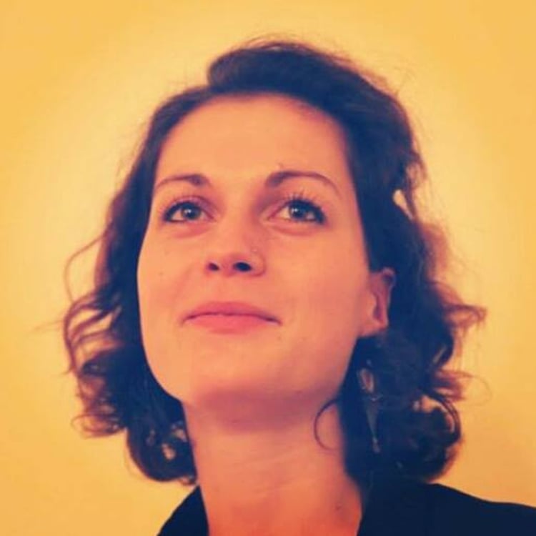 Stephanie Kapitel