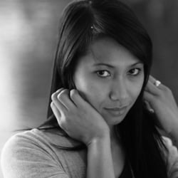 girl-on-bridge 07