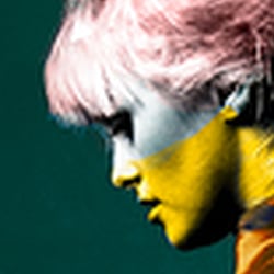 Uran, Photo: Schenk, Styling – Magdalena Handerek