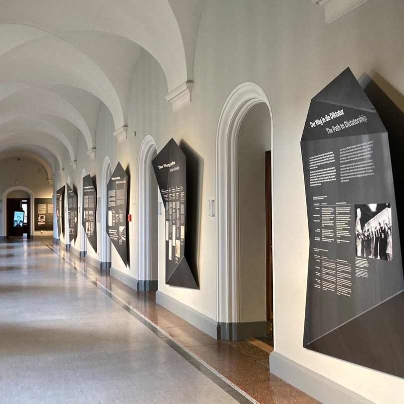 Ausstellung „Willkür im Namen des Deutschen Volkes“ im Münchner Justizpalast