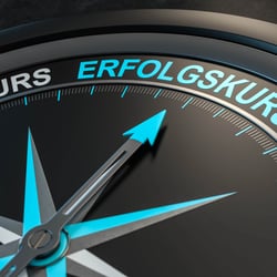 3D-Illustration „Erfolgskurs“