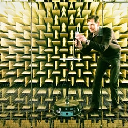 Toningenieur bei Sennheiser.