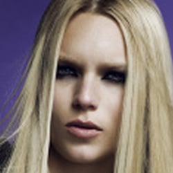 Make Up: Anna Tsoulcha Model: Laura M (East West Models) Fotograf: Krystina Woldanowski