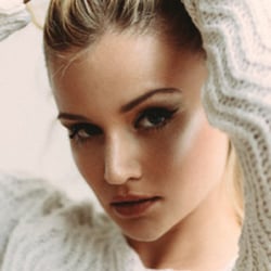 SabrinaGuthier ModelG-1007-finalweb