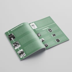 „dbm“ Infobroschüre Innen Mockup