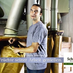 Müller der die Braugerste aufarbeitet