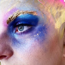 Extraordinary Make-Up (Bald Cap)