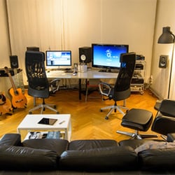avid media composer editing suite