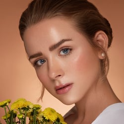 Carolin Claßen – Jennifer Klüpfel – Giulia