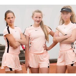 Katalog Nike 2018 – Nike Court Team Wear