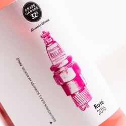 Grape Garage 32a – Wein Packaging Design & Branding von Yummy Stories