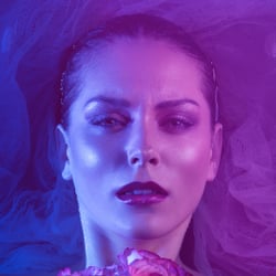 bloodflows  Photographer: Hart Worx / Hartmut Nörenberg  Hair & Make-Up: Lisa Bo  Grooming / Styling: von mir / Musitowski 