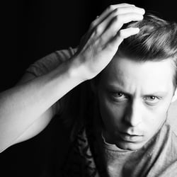 Simon Rußig – Schauspieler
