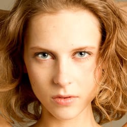 Photo: sophie daum, model: clara, @core, mua: hjørdis supplieth