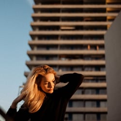 13 Peoplefotografie Ludwigshafen Nadesha Hochhaus