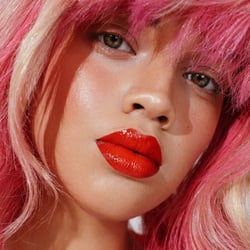 Lena as MUA