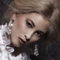 Make-up & Hairstyling