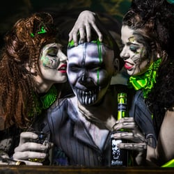 Haare/ Makeup für Sixtina Absinth