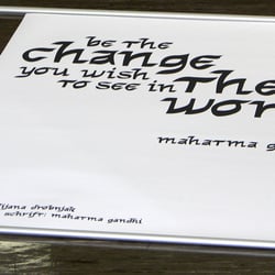 Schriftposter zu Mahatma Gandhi