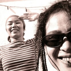 HUYEN & NINA | BRUNSWICK | AUSTRALIEN