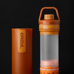 produktfotografie-filterflasche-grayl-studio-leipzig-carolin-reschke-2