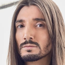 Julian 009