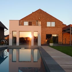 Erweiterung Wohnhaus mit Anbau und Pool | Düren