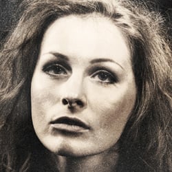 Flyer „Hera Salinas“