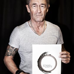 Peter Maffay für Projekt CoExist bei Mila Pairan