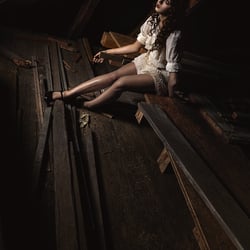 editorial – marionnette cassée