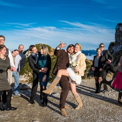 Gruppenbild einer Hochzeitsgesellschaft
