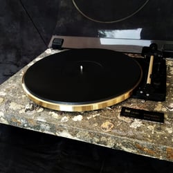 Turntable / Plattenspieler Of Technical Art