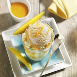 Buttermilch-Mango-Eis